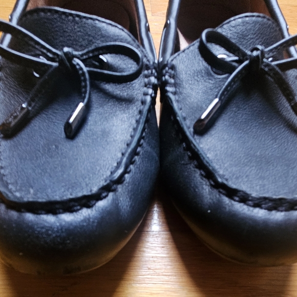 Vionic Black Moccasin-Style Loafers Flats - Picture 3 of 11